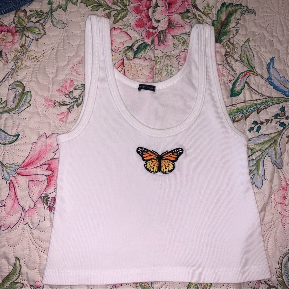 Brandy Melville shirt